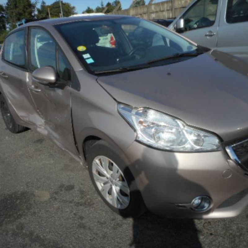 Trappe d'essence PEUGEOT 208 1 Photo n°4