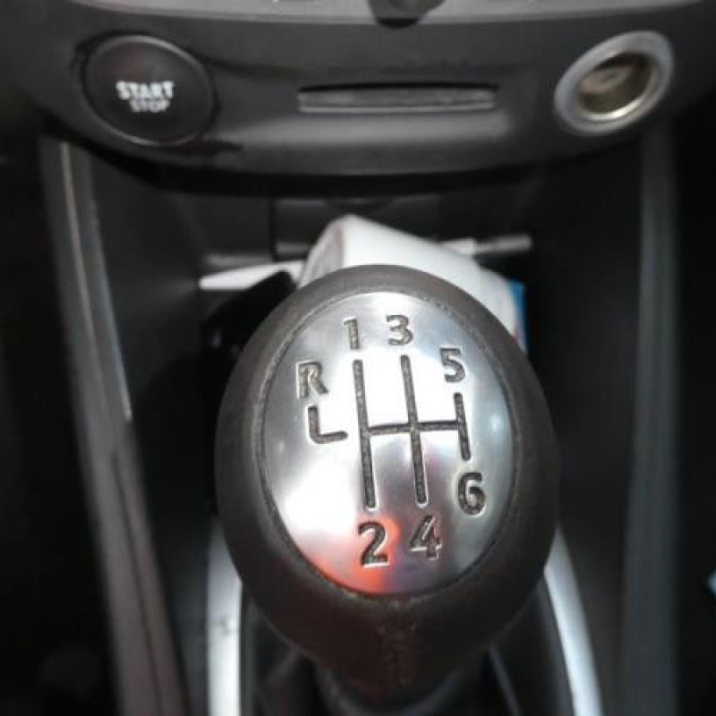 Pretensionneur de ceinture avant droit RENAULT MEGANE 3 Photo n°9