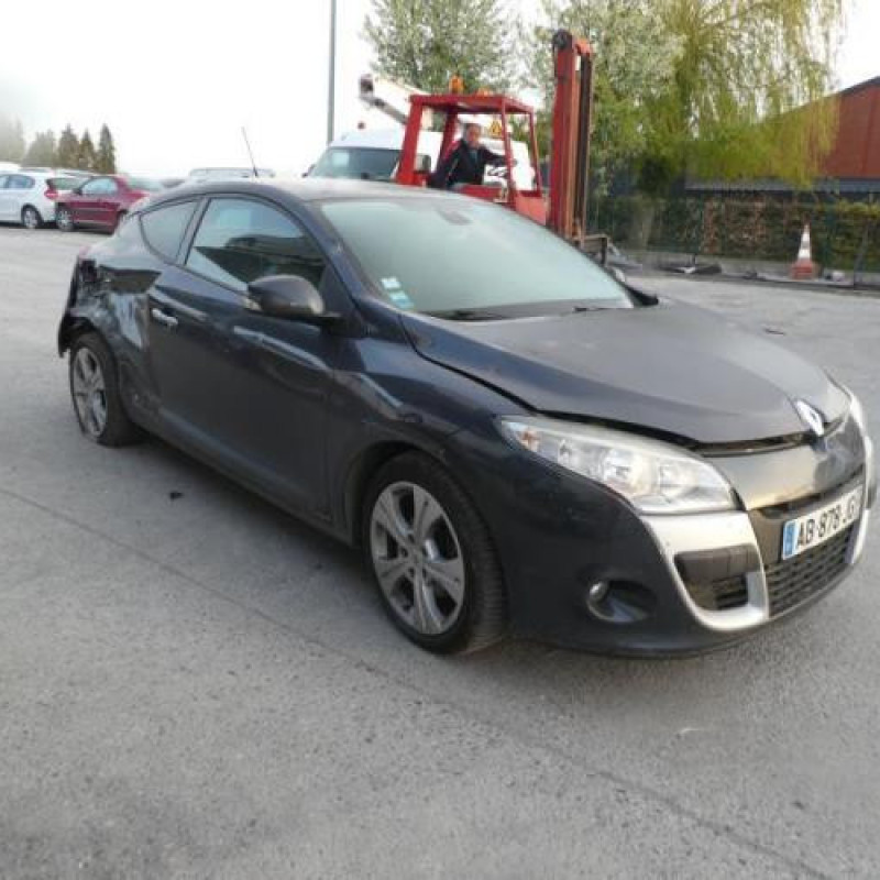 Air bag conducteur RENAULT MEGANE 3 Photo n°2