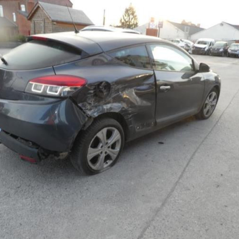 Air bag conducteur RENAULT MEGANE 3 Photo n°3