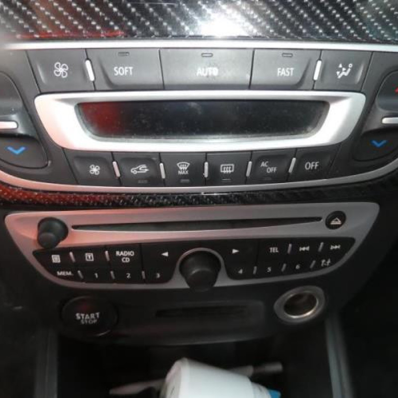 Air bag conducteur RENAULT MEGANE 3 Photo n°7