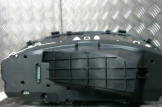 Compteur TOYOTA YARIS 2 Photo n°1