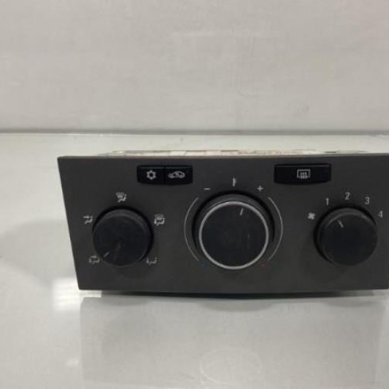 Commande chauffage OPEL ASTRA H Photo n°1