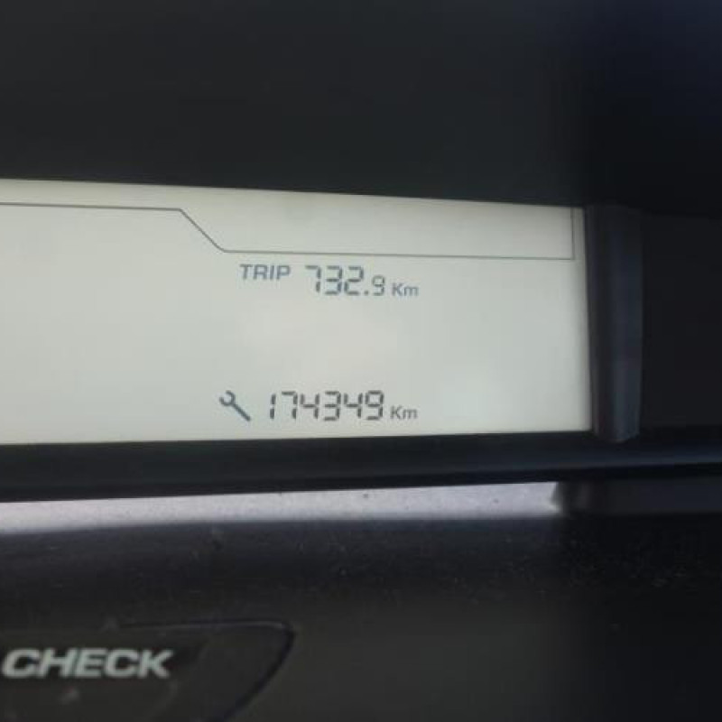 Air bag conducteur CITROEN C4 1 Photo n°10
