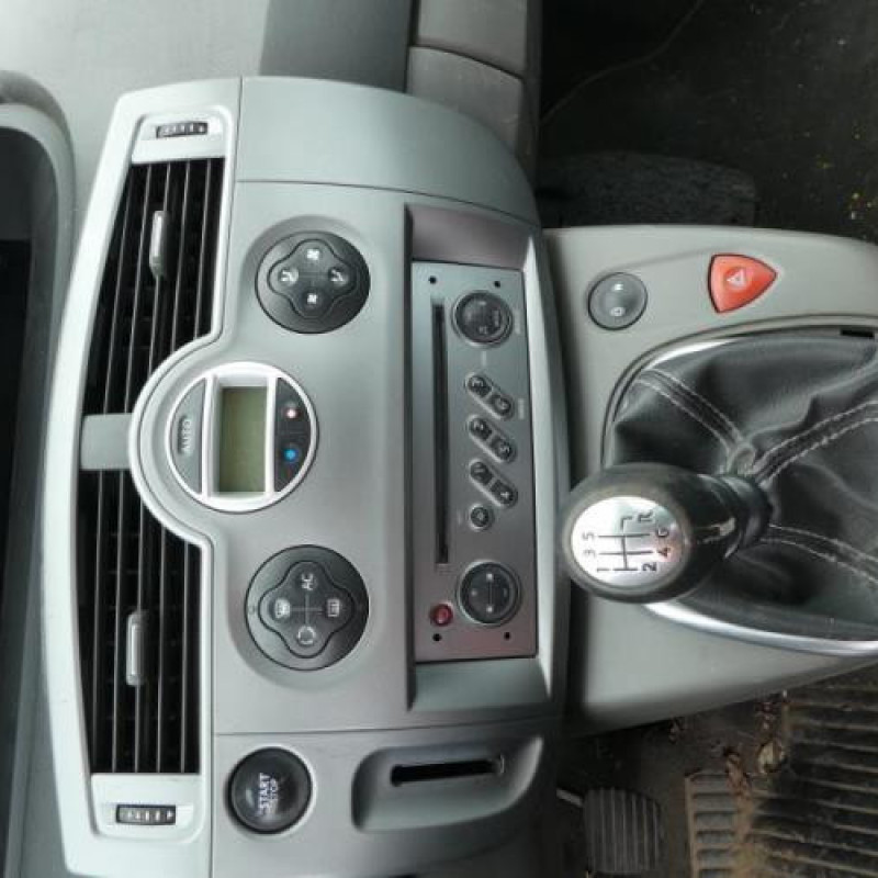 Air bag conducteur RENAULT GRAND SCENIC 2 Photo n°8