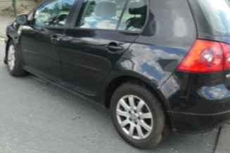 Air bag conducteur VOLKSWAGEN GOLF 5