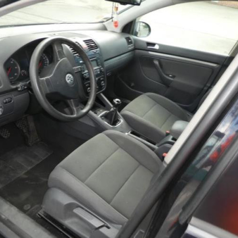 Air bag conducteur VOLKSWAGEN GOLF 5 Photo n°5