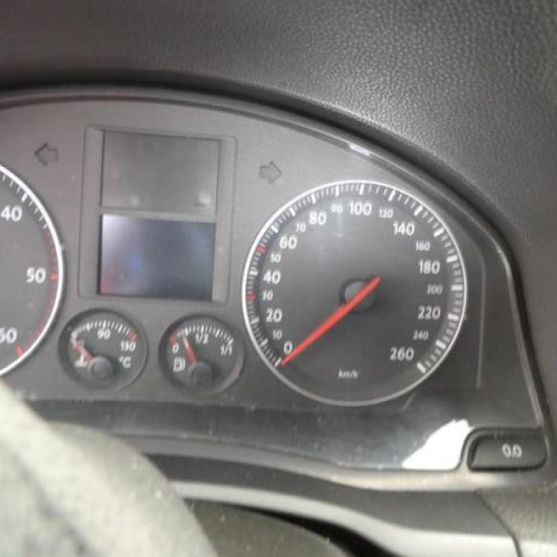 Air bag conducteur VOLKSWAGEN GOLF 5 Photo n°9