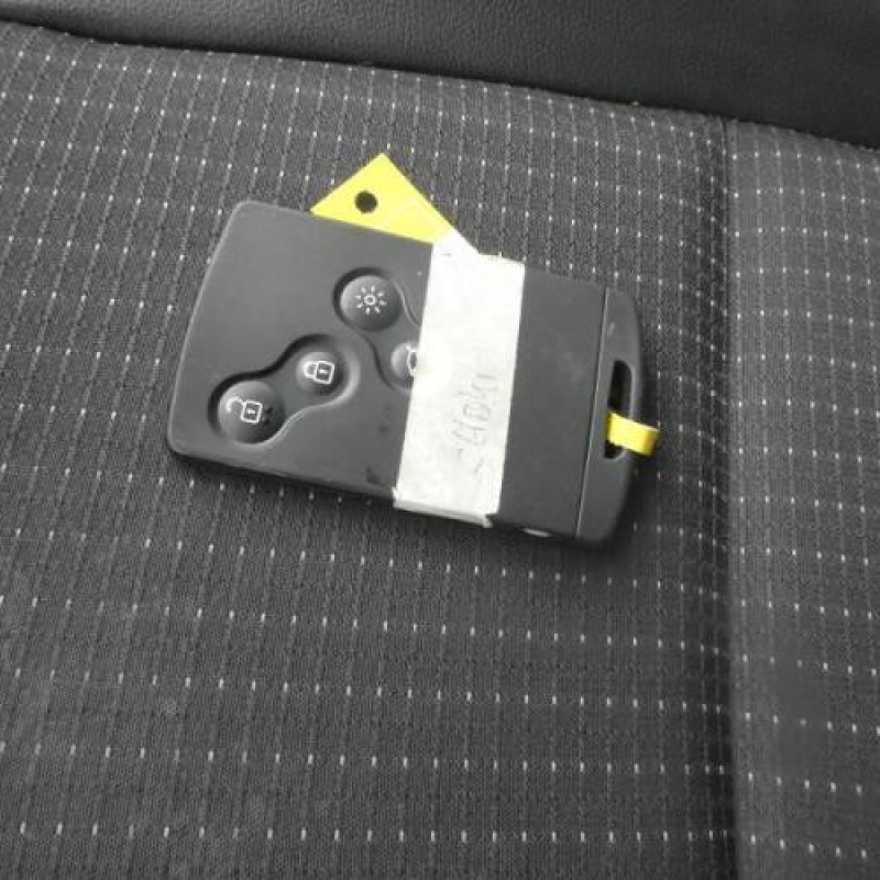 Air bag conducteur RENAULT SCENIC 3 Photo n°9