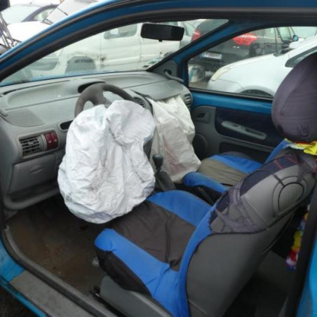 Custode arriere droit RENAULT TWINGO 1