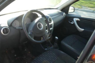 Serrure avant droit DACIA SANDERO 1