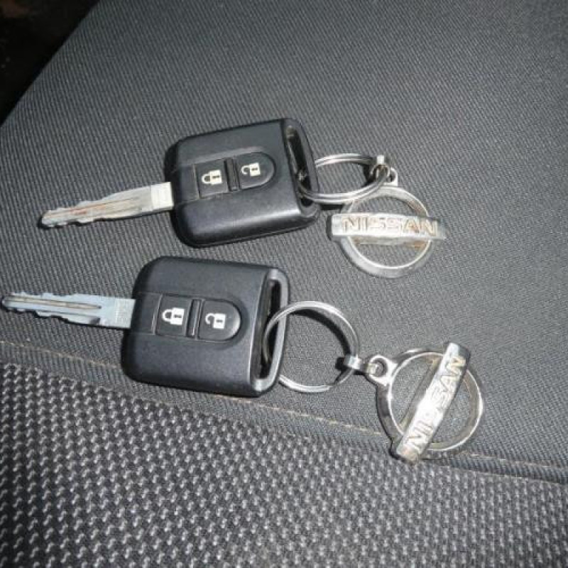 Compresseur clim NISSAN MICRA 3 Photo n°13