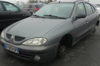 Compresseur clim RENAULT MEGANE 1
