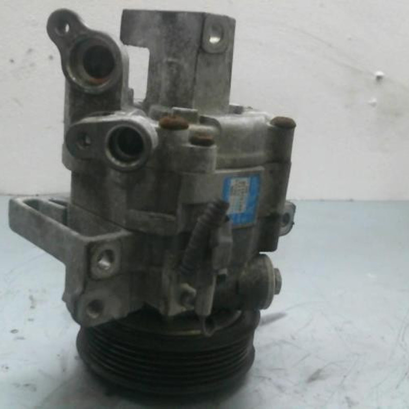 Compresseur clim CITROEN C1 1 Photo n°3