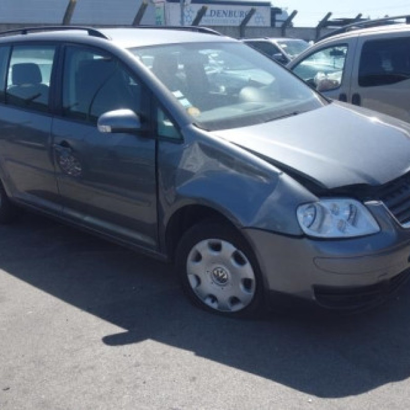 Pretensionneur de ceinture avant gauche VOLKSWAGEN TOURAN 1 Photo n°4