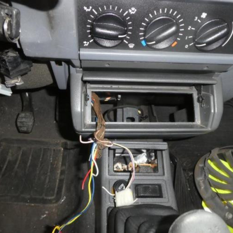 Boite de vitesses RENAULT CLIO 1 Photo n°9