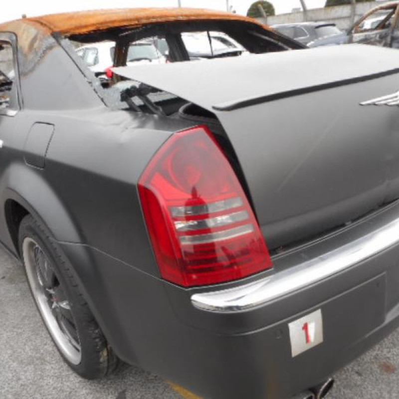 Feu arriere principal droit (feux) CHRYSLER 300C Photo n°6