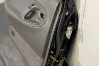 Porte arriere gauche MAZDA 626 3