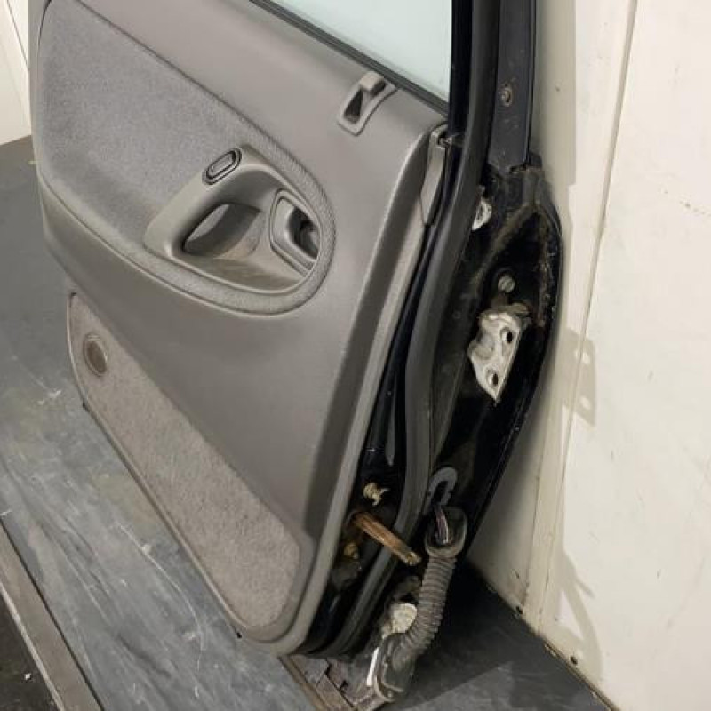 Porte arriere gauche MAZDA 626 3 Photo n°3