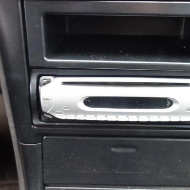 Porte avant droit MAZDA 626 3 Photo n°10