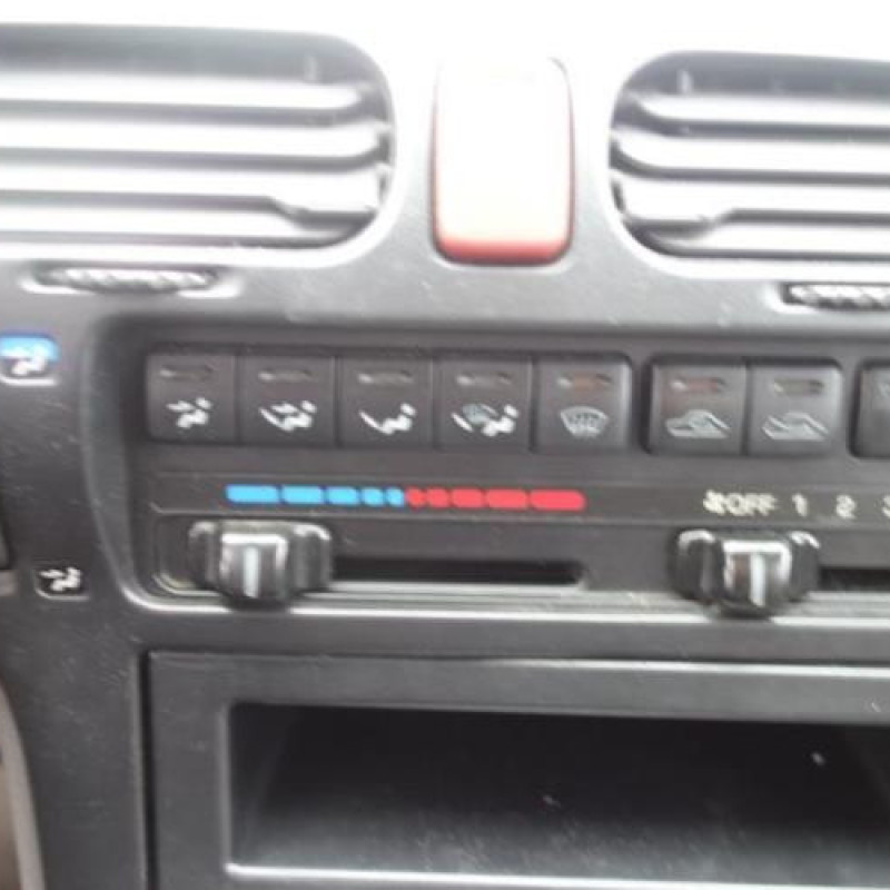 Porte avant droit MAZDA 626 3 Photo n°11