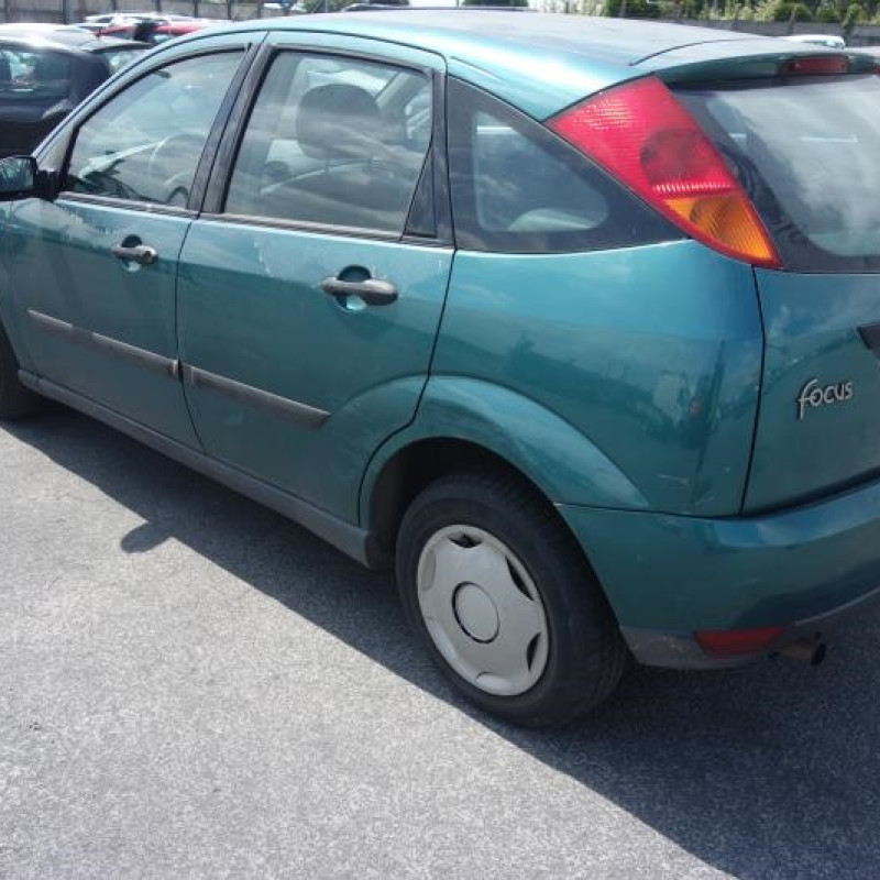 Air bag conducteur FORD FOCUS 1 Photo n°4