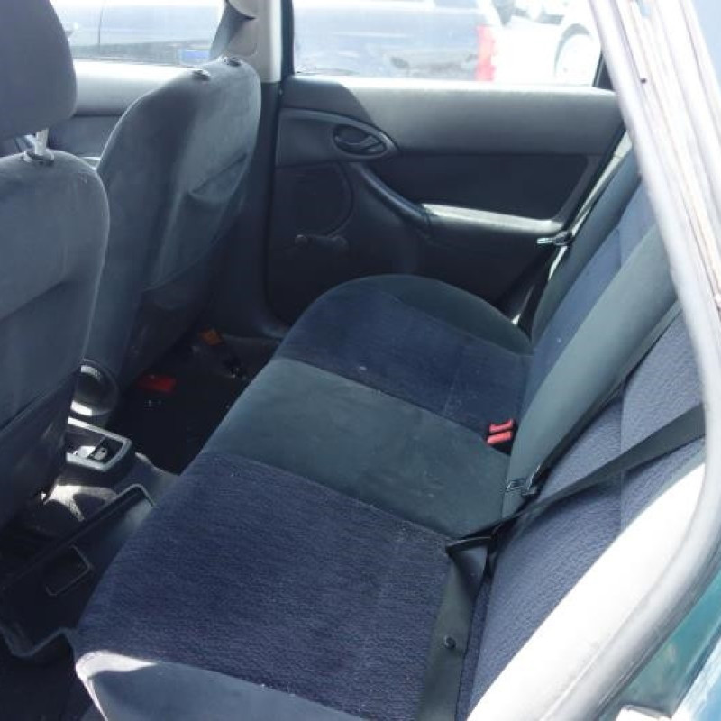 Air bag conducteur FORD FOCUS 1 Photo n°6