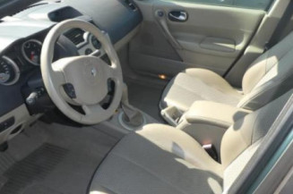 Pretensionneur de ceinture arriere gauche RENAULT MEGANE 2