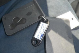 Pretensionneur de ceinture arriere gauche RENAULT MEGANE 2