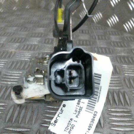 Serrure avant droit TOYOTA AYGO 1