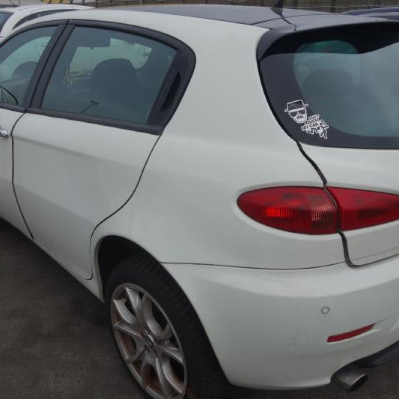 Air bag conducteur ALFA ROMEO 147 Photo n°4