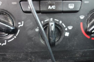 Bras essuie glace arriere PEUGEOT 207