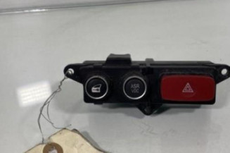 Bouton de warning ALFA ROMEO 159 Photo n°1