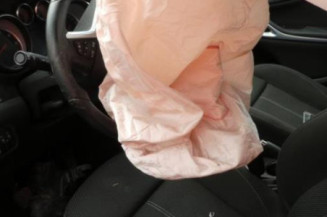 Fermeture de capot OPEL ZAFIRA TOURER C