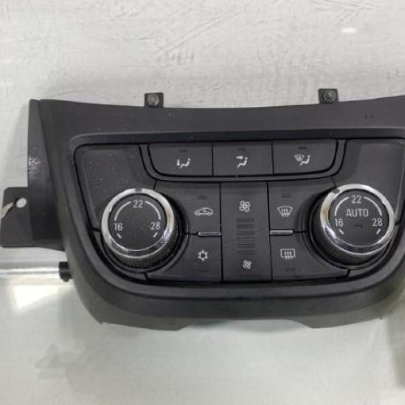 Commande chauffage OPEL ZAFIRA TOURER C Photo n°1