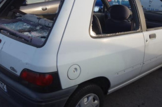 Bras essuie glace avant gauche RENAULT CLIO 1