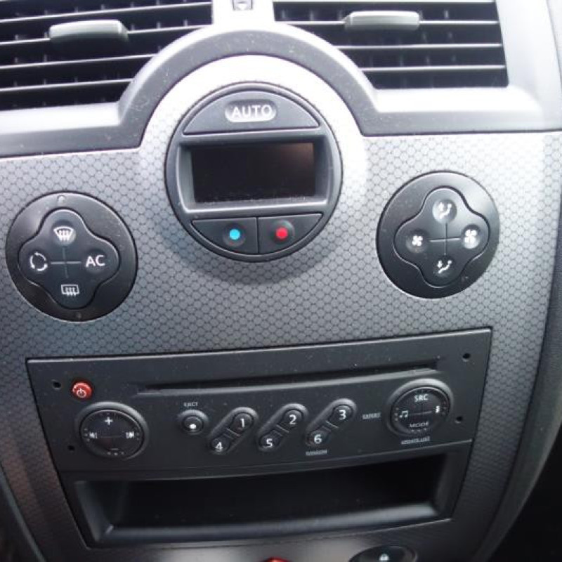 Air bag conducteur RENAULT MEGANE 2 Photo n°6