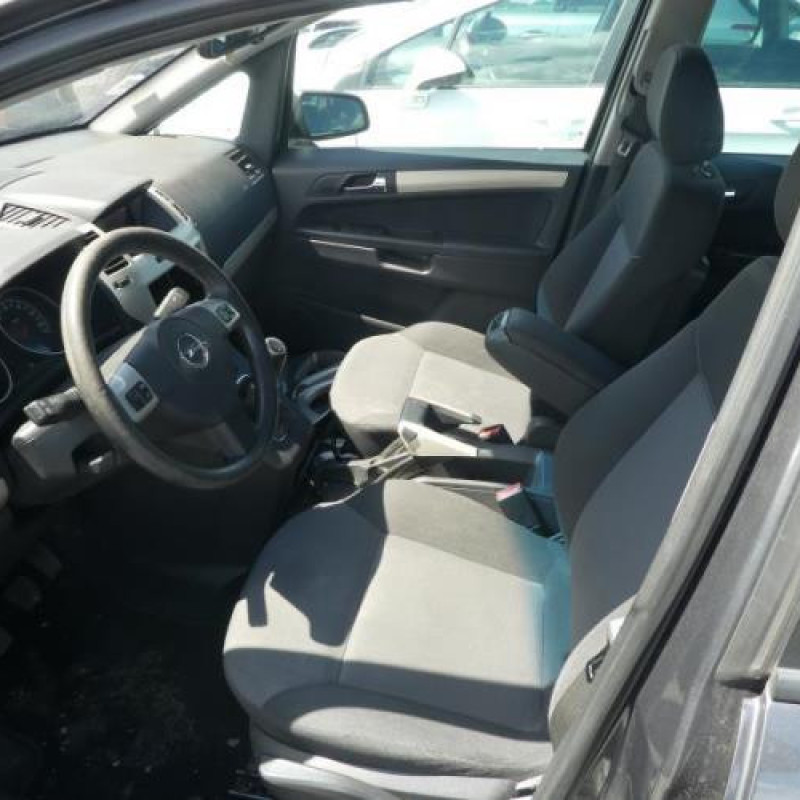 Compteur OPEL ZAFIRA B Photo n°7