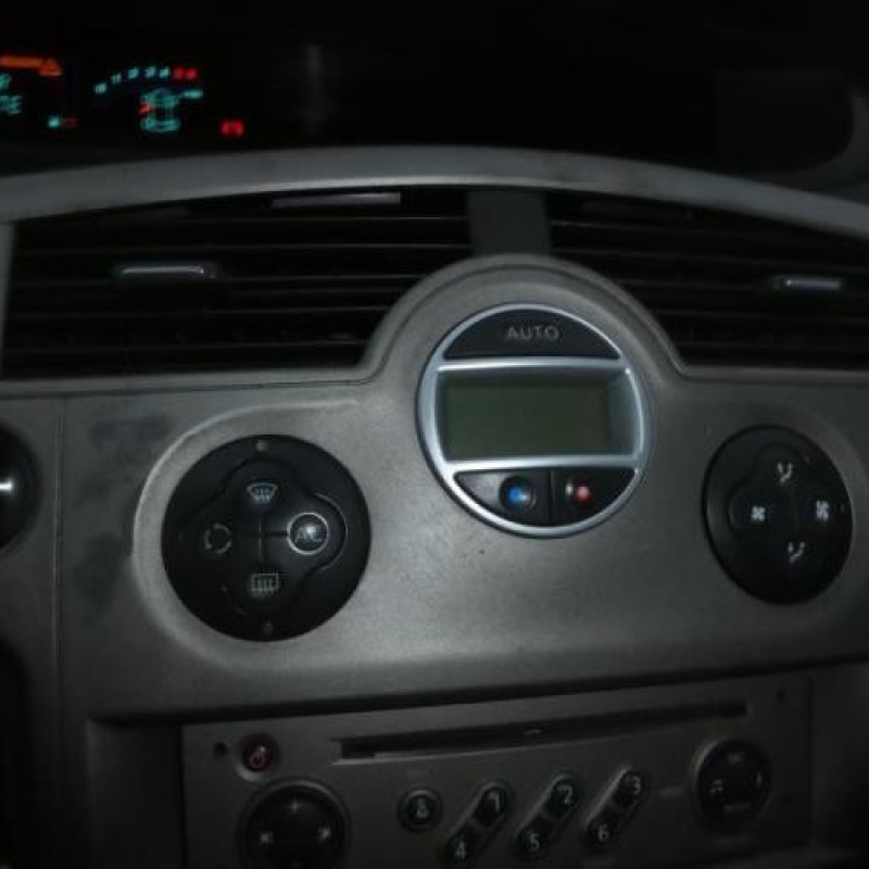 Air bag conducteur RENAULT GRAND SCENIC 2 Photo n°7