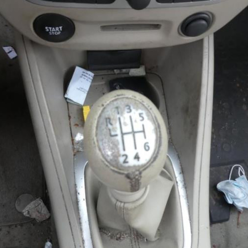 Air bag conducteur RENAULT MEGANE 3 Photo n°7