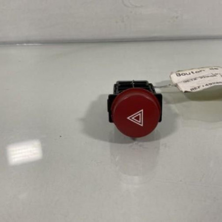 Bouton de warning HYUNDAI GETZ Photo n°1