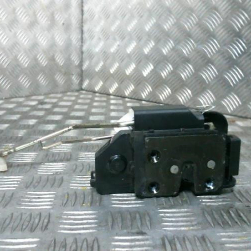 Serrure avant droit HYUNDAI GETZ Photo n°1