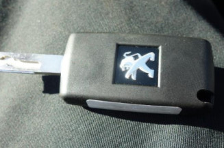 Pretensionneur de ceinture avant gauche PEUGEOT 308 1