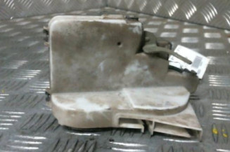Serrure arriere droit VOLKSWAGEN GOLF 3