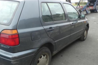 Serrure arriere droit VOLKSWAGEN GOLF 3