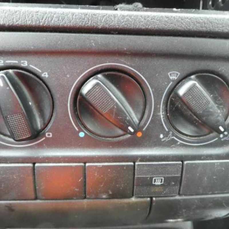 Serrure arriere droit VOLKSWAGEN GOLF 3 Photo n°8