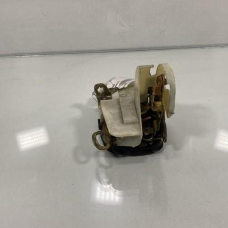 Serrure avant droit OPEL CORSA B Photo n°2