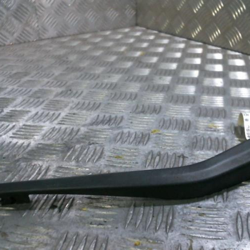 Bras essuie glace arriere BMW SERIE 1 F20 Photo n°1