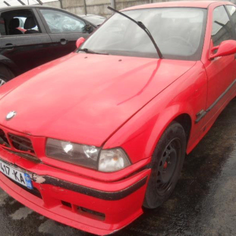 Malle/Hayon arriere BMW SERIE 3 E36 Photo n°4