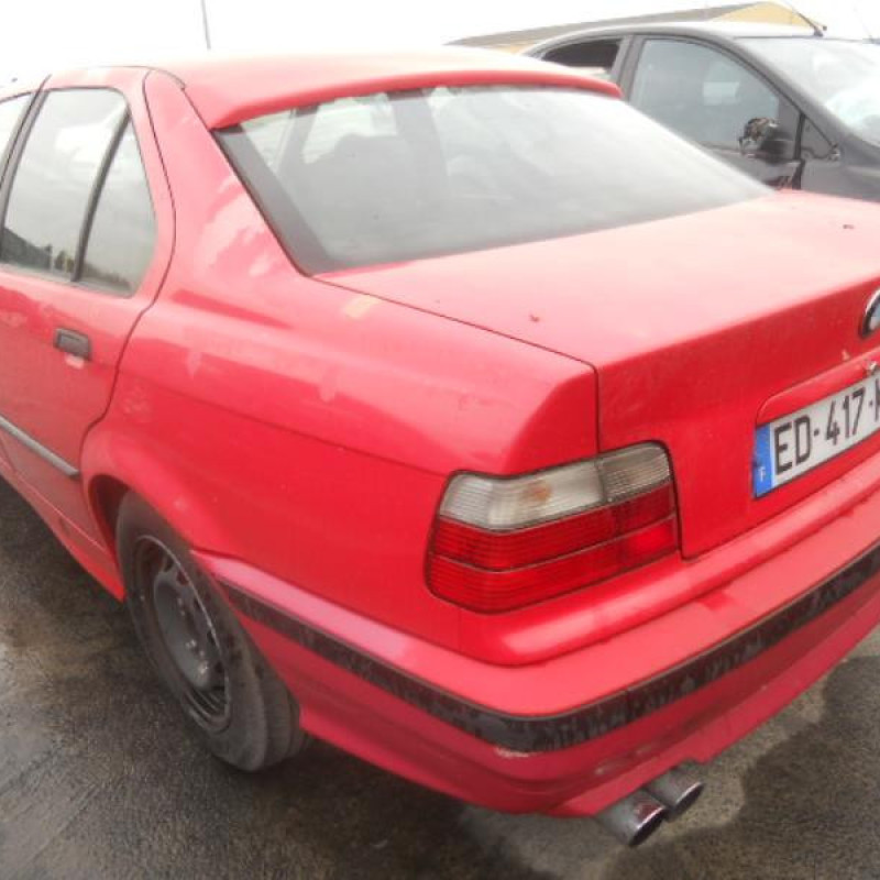 Malle/Hayon arriere BMW SERIE 3 E36 Photo n°7